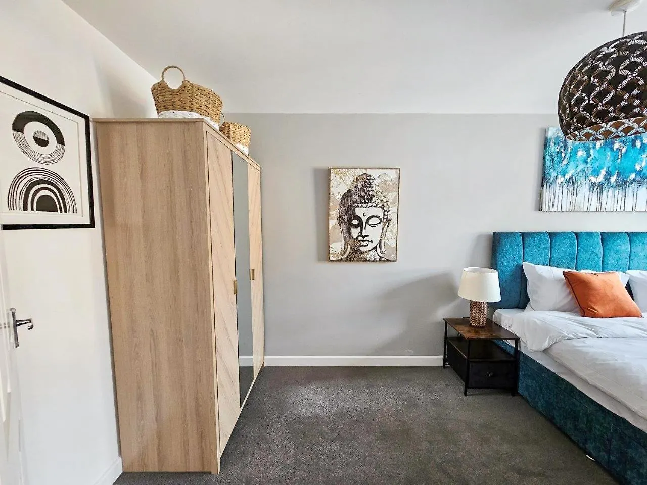 The Hewlett Court Terracotta By Fortuna Property Cheltenham 0*,